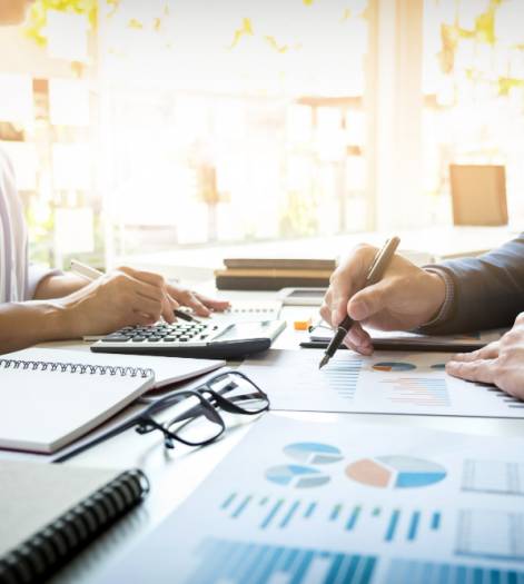 Accounting and bookkeeping services in Australia manage financial records, tax compliance, and payroll for businesses. These services ensure alignment with the Australian Taxation Office (ATO) and commonly